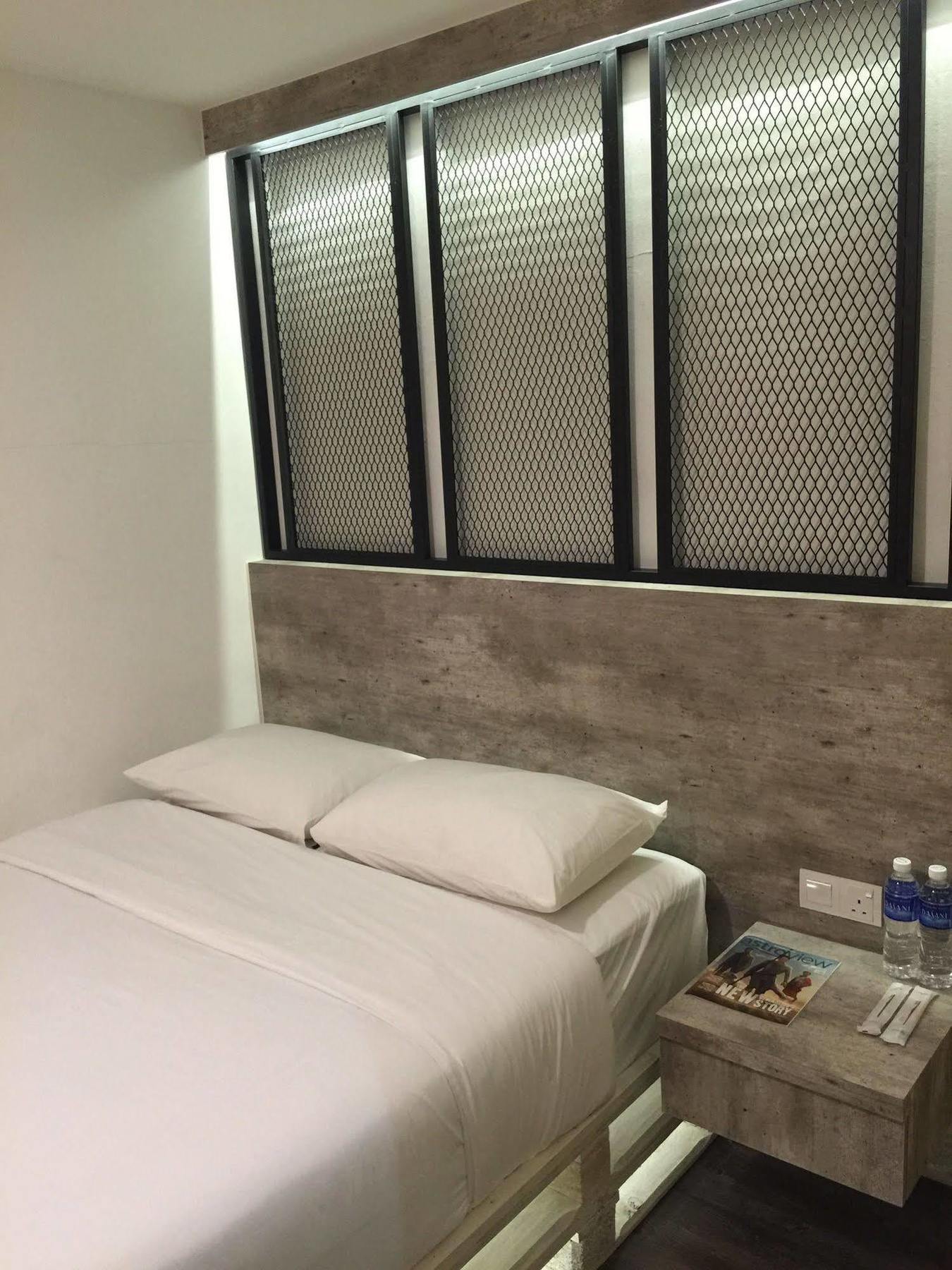 The Oikos Hotel Pontian Kecil Eksteriør billede