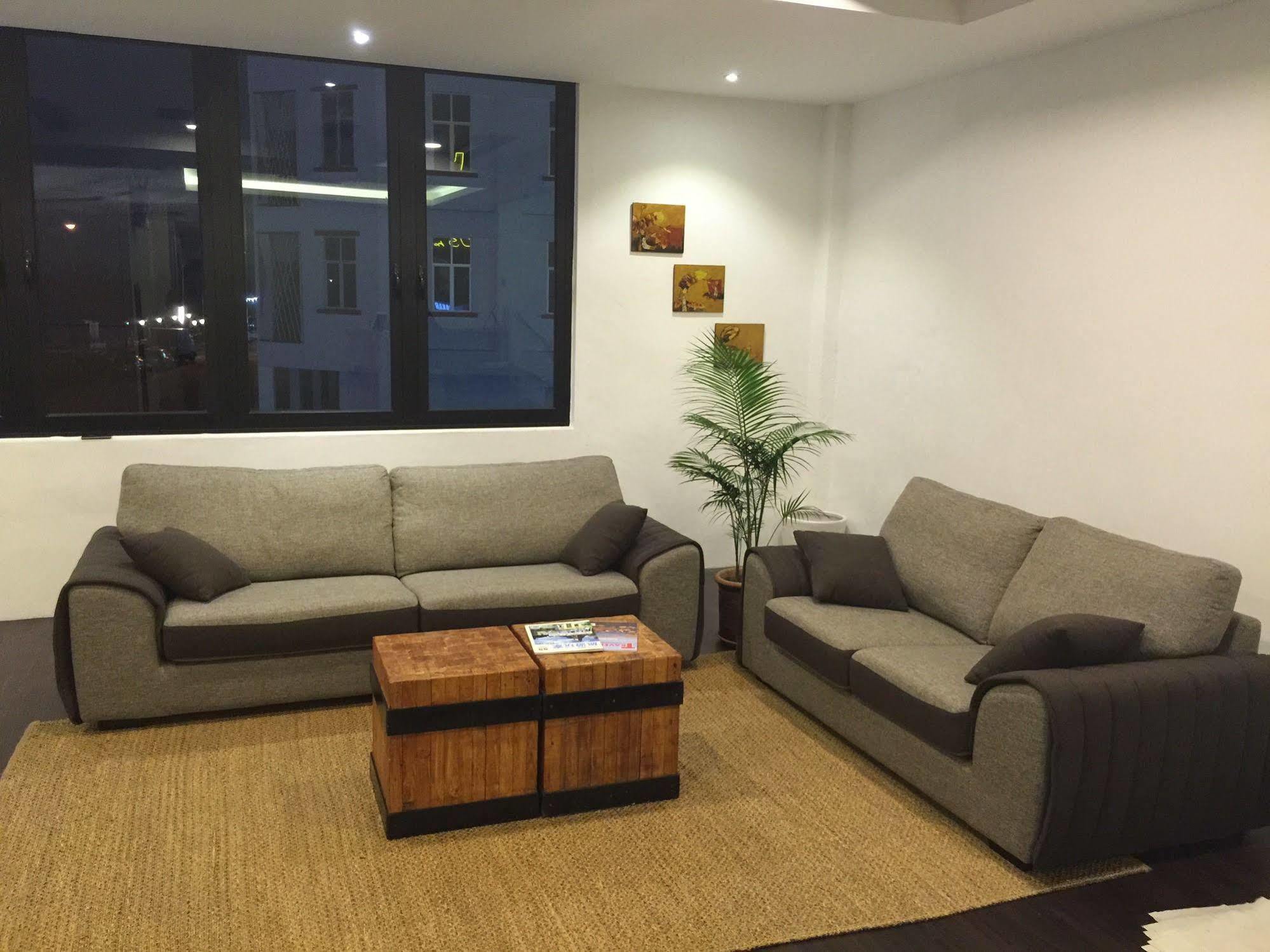 The Oikos Hotel Pontian Kecil Eksteriør billede